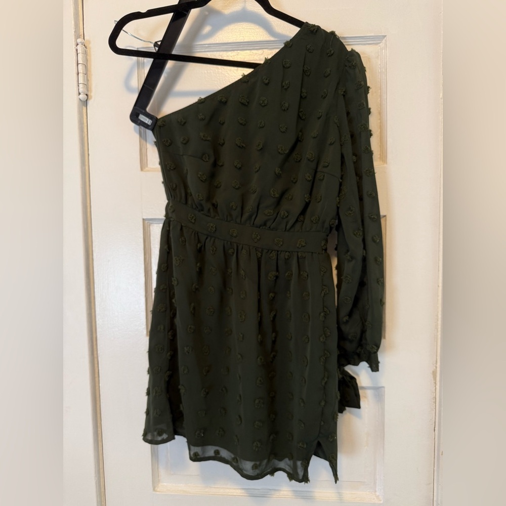 Chic Forest Green One-Shoulder Dress